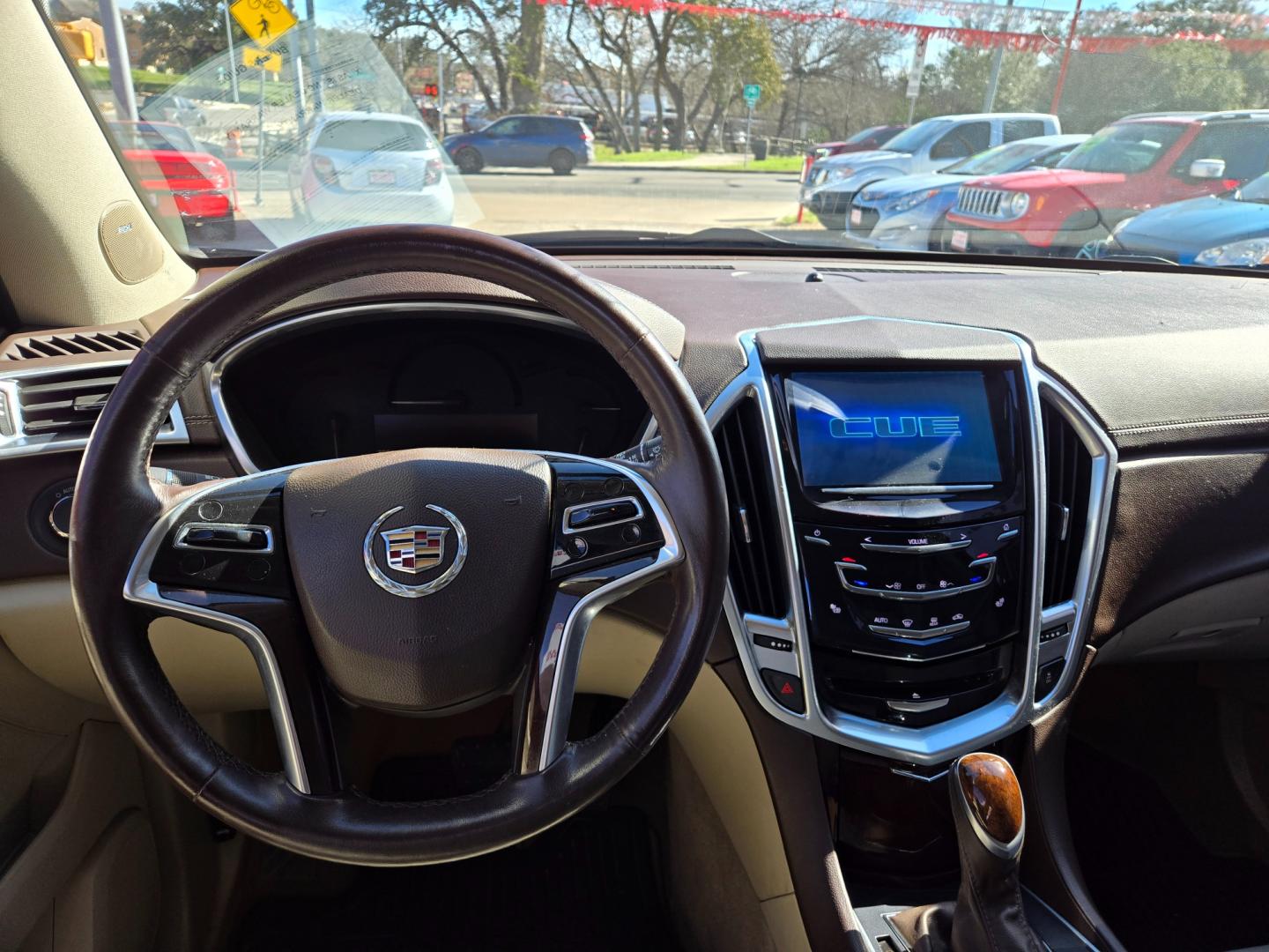 2015 BLACK Cadillac SRX (3GYFNBE37FS) with an 3.6L V6 F DOHC 24V engine, Automatic transmission, located at 503 West Court, Seguin, TX, 78155, (830) 379-3373, 29.568621, -97.969803 - Photo#5